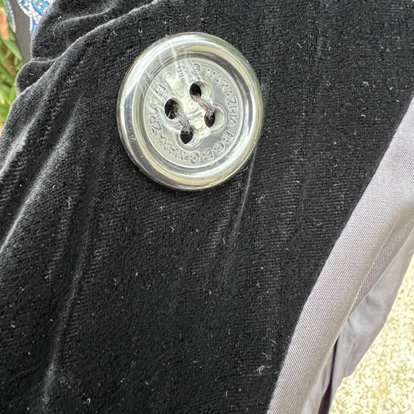 BCBGMAXAZRIA BLACK VELVET JACKET - Picture 4 of 8